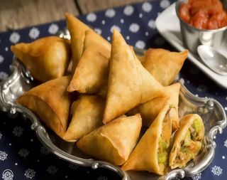  VEG SAMOSAS (2 Pzs.)