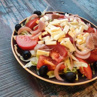 Ensalada Mediterranea