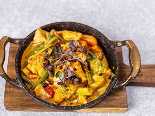 Пательня з куркою та овочами (350г)
