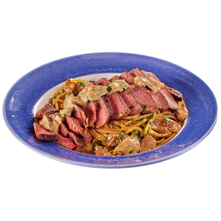 СПАГЕТИ С БЛЕК АНГЪС ТЕЛЕШКО И МАНАТАРКИ