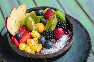 Açaí Brasileño Con Frutas Frescas