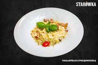 TAGLIATELLE Z POLĘDWICZKA