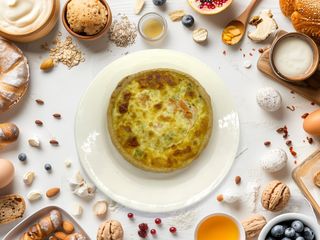 Киш с семгой и брокколи