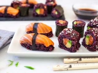134.Nigiri avocado venere 2 pezzi