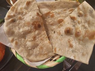 Sesame naan
