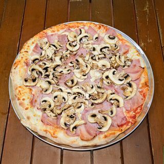 Pizza Mediana Champiñona (33 Cm.)