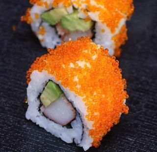 2-California Masago Roll(8 Uds.)