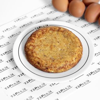 Tortilla de patatas con cebolla caramelizada