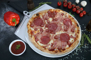 Pizza Canibale