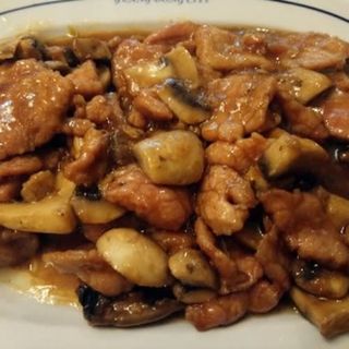 Ternera Con Champiñones