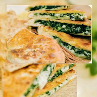 Khachapuri with spinach