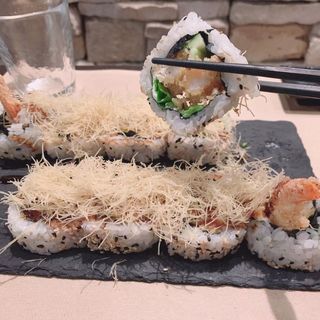 77. Futomaki ebi plus