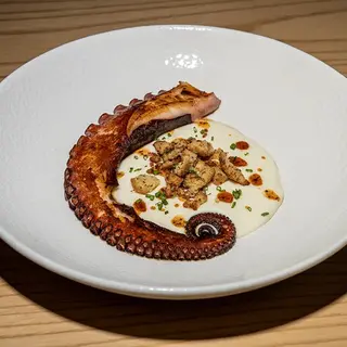 Pulpo a la brasa