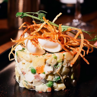 ოლივიეს სალათი საქონლის ენით/Olivier salad with beef tongue