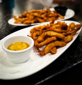 Tiritas De Pollo Con Mostaza Y Miel