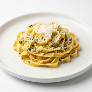 Tagliatelle w sosie maślano-serowym (250 g)