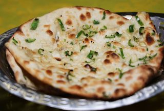 Garlic chilli naan