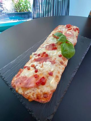 Zapiekanka z serkiem philadelphia