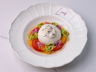 Буррата з томатами (380g)