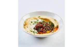 Húmus com Salada Turca