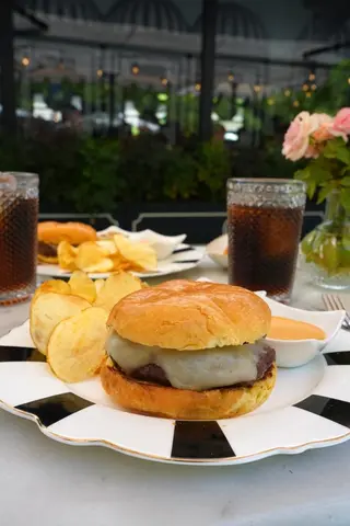 Cheeseburger Grande
