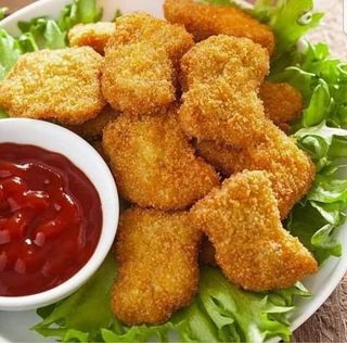 Chicken nuggets 7 szt plus frytki