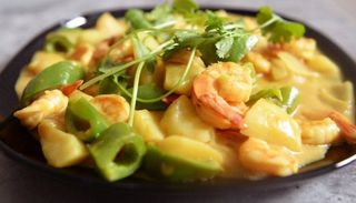 Langostinos Al Curry