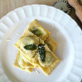 Ravioli ricotta e spinaci