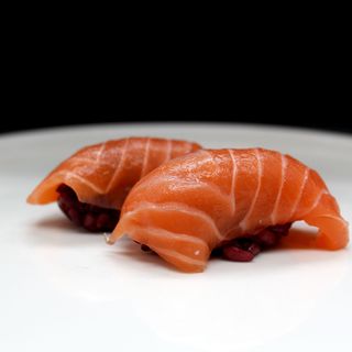 NIGIRI BLACK