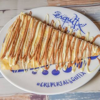 Crêpe De Chocolate Con Leche Y Chocolate Blanco