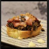 Brioche de setas guisadas