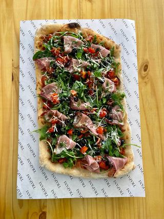 Prosciutto y Rúcula