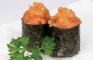 Gunkan 2 pezzi spicy salmone