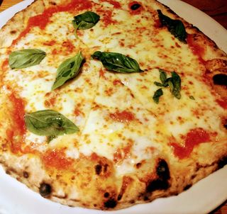 Pizza Margarita (28 Cm.)