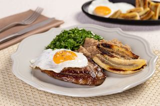 Bife de Vaca Grelhado com Banana