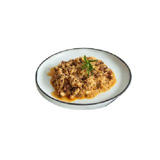 Revuelto De Morcilla Y Chorizo Con Patatas Y Huevos