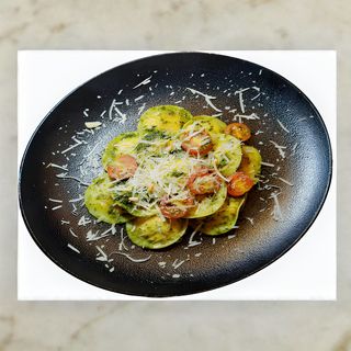 Равиоли със сушени домати (200г)