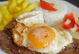 Bife frango à portuguêsa 
