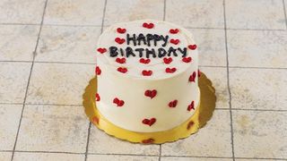 კენკრის ტორტი 8-10 პერსონაზე, დიამეტრი 18სმ.