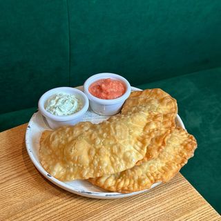 Чебуреки з свининою(240г)