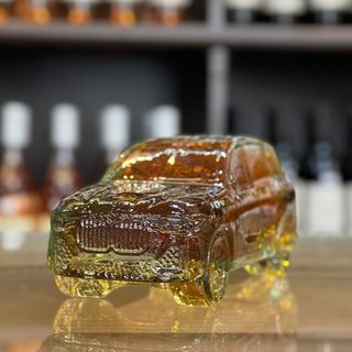 ჭაჭა ინ - BMW, მუხის კასრში დავარგებული ჭაჭა 0,5