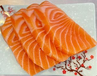150-Sashimi De Salmón (4 Uds.)