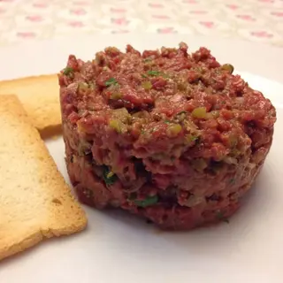 STEAK TARTAR