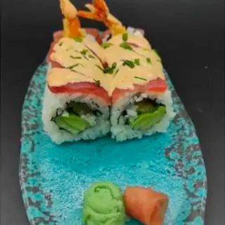 SPICY EBI-TUNA ROLL 
