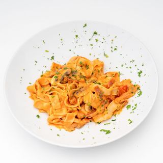 Pappardelle con champignon e speck