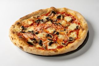 Pizza Prosciutto e Funghi