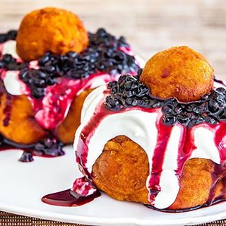 Papanași cu dulceață 