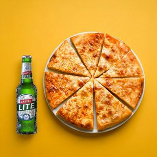 Pizza Pollo + Castle Lite
