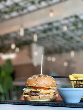 Cheese Burger