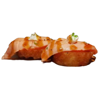 Nigiri De Salmón Con Queso Y Arroz Frito